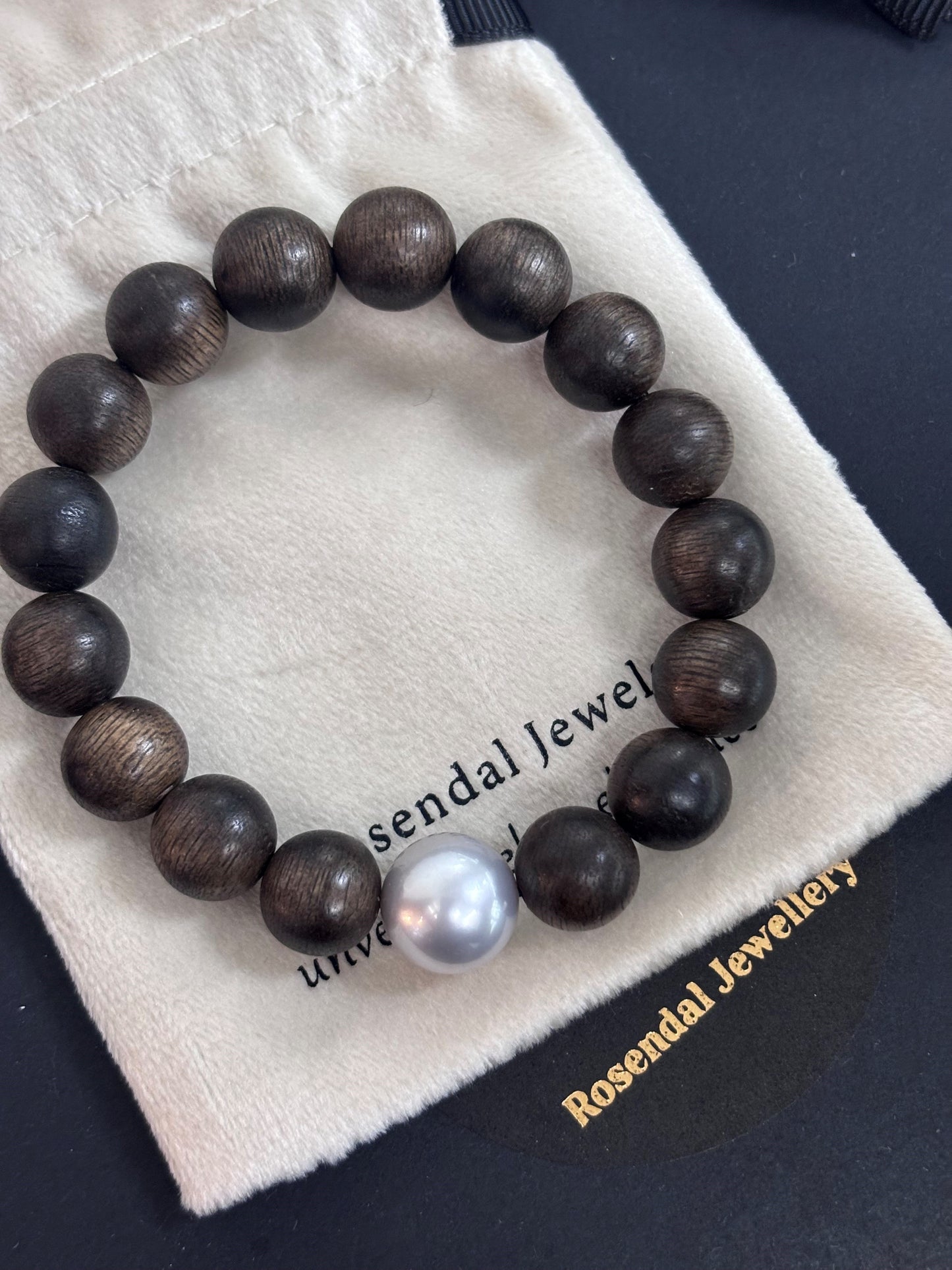 Sandalwood Bead Bracelet with 12mm Round Tahitian Pearl