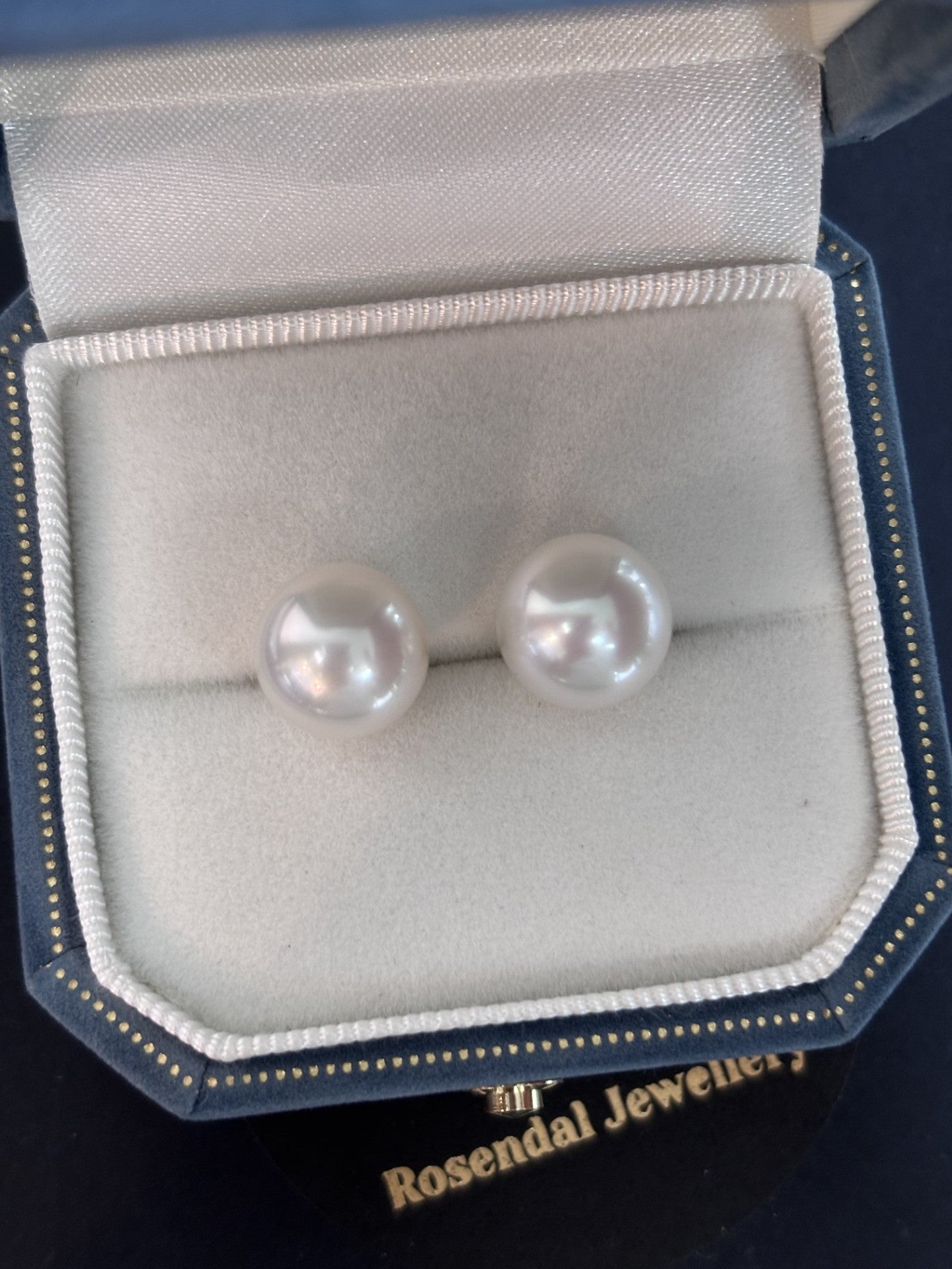 11mm Round Australian South Sea Pearl Studs - 18K Yellow Gold