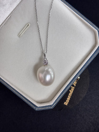 12mm Australian South Pearl Pendant drop shape - 18kt White Gold