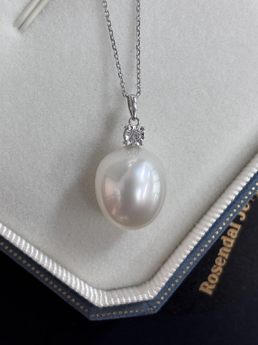 12mm Australian South Pearl Pendant drop shape - 18kt White Gold