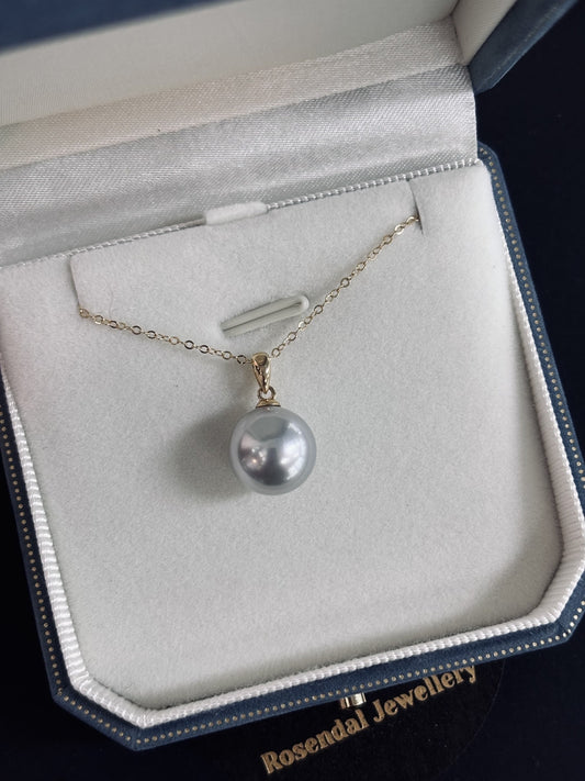 11mm Semi-Round Silver Tahitian Pearl Pendant - 18kt Yellow Gold