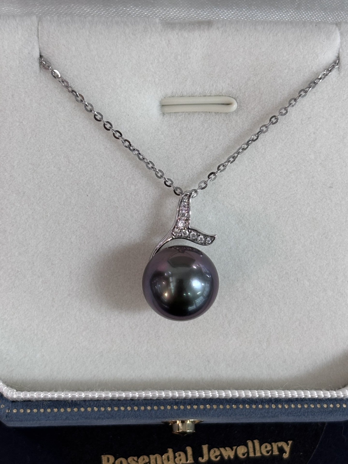 11mm-12mm Semi-Round Peacock purple Tahitian Pearl Pendant - 18kt White Gold