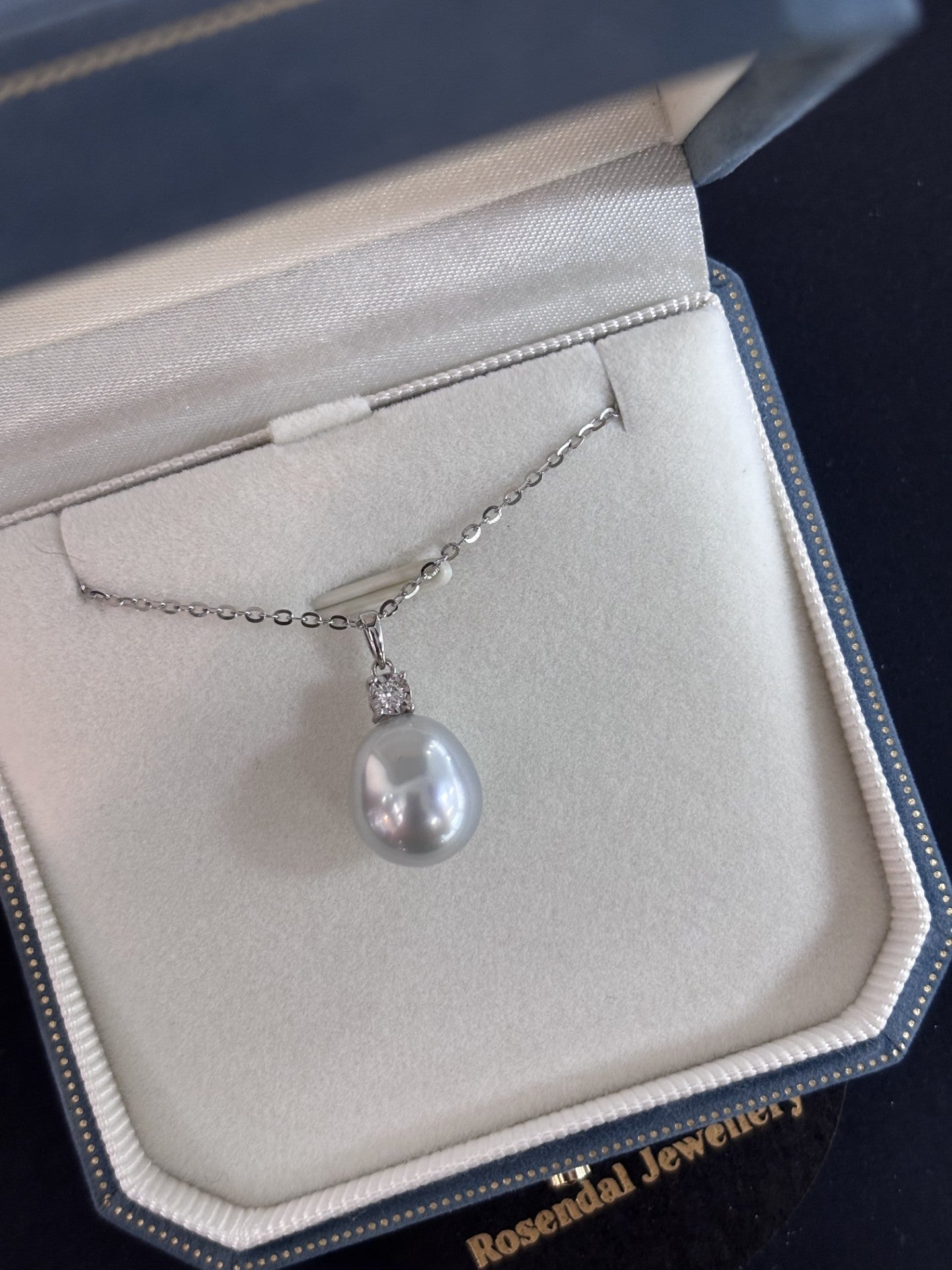 11-12mm Silver Baroque Tahitian Pearl Pendant - 18kt White Gold