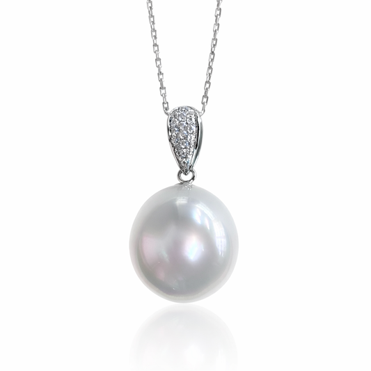 13mm Oval Australian South Pearl Pendant - 18KT White Gold