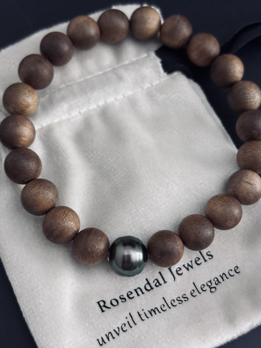 Sandalwood Bead Bracelet with a Tahitian Pearl Peacock Green Circle